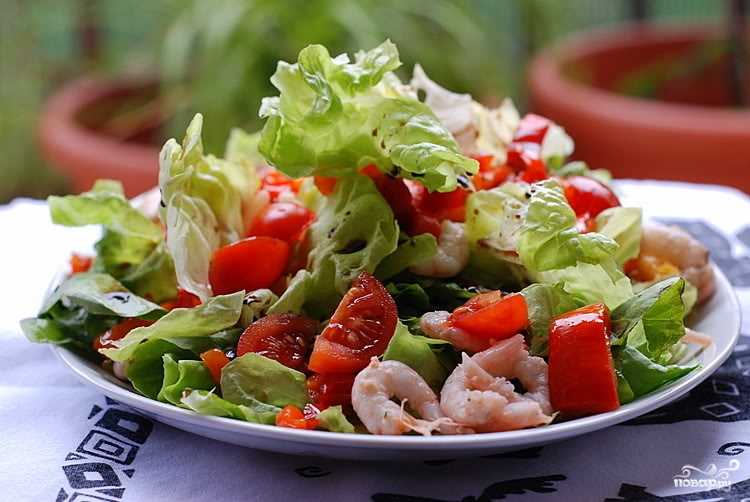 Белые салаты с морепродуктами