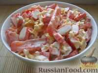 Салат с сыром камамбер и ягодами