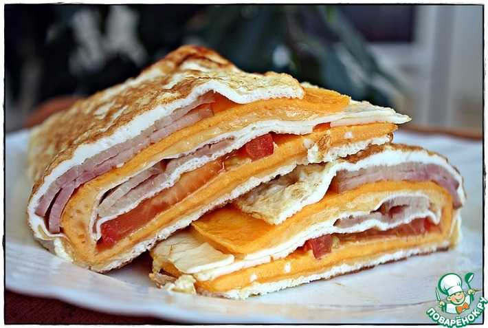 Греческий завтрак с хумусом и оливками