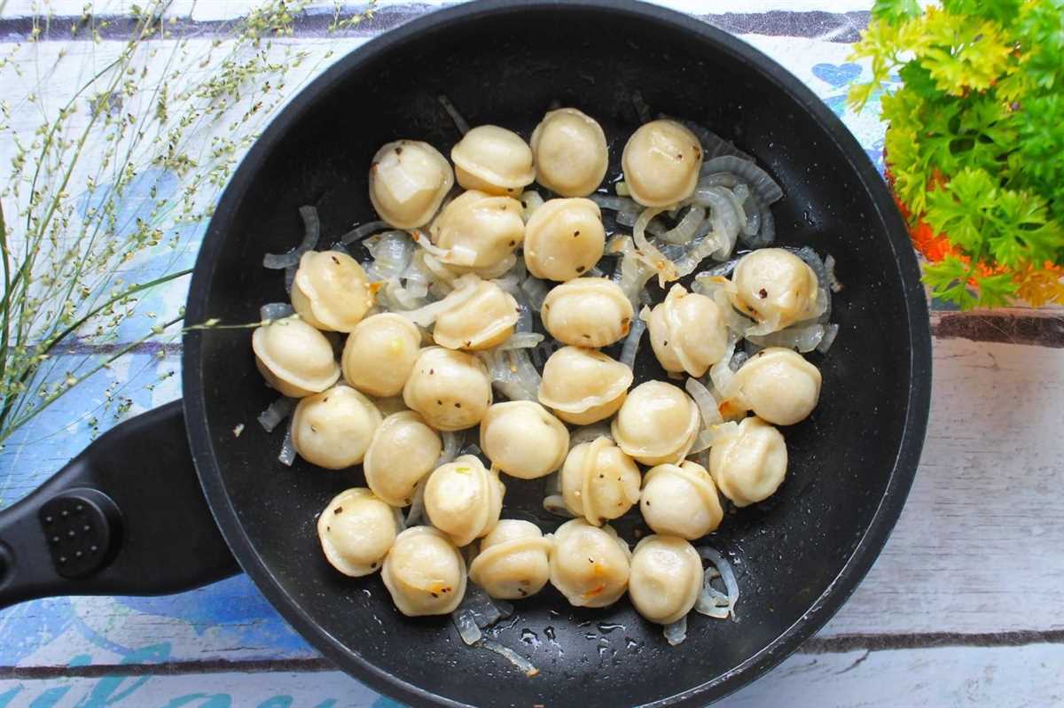 Пивные пельмени на сковороде