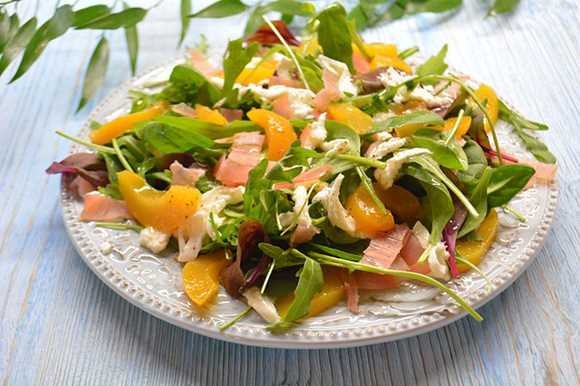 Лучшие рецепты овощных салатов: летний отдых для вкуса Лучшие рецепты овощных салатов: летний отдых для вкуса