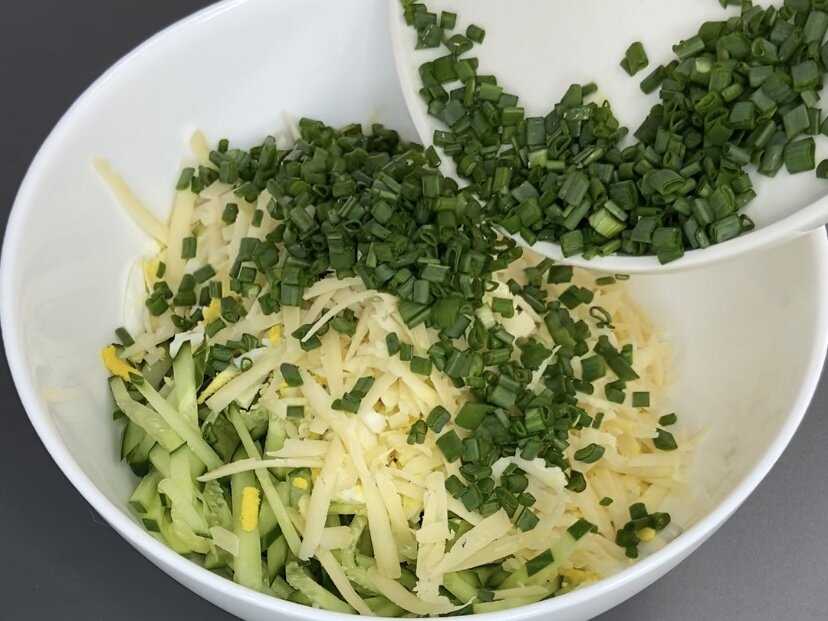 Вкусные рецепты салатов с картошкой для разнообразного меню