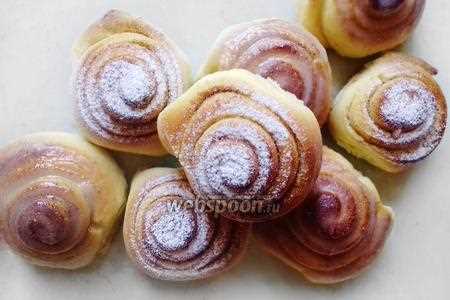 Ароматные корицей и сахаром сдобы