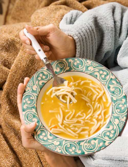 Избегайте опасных продуктов при приготовлении супов для беременных