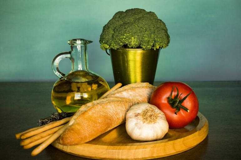 Супы, которые повышают настроение: продукты, способствующие выработке гормонов счастья