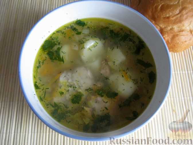 Суп-лосось с шампиньонами и картофелем