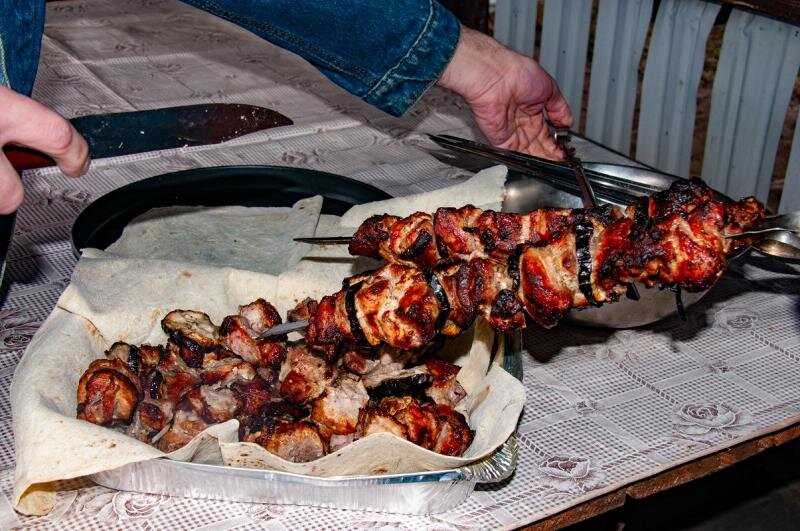 Секреты маринадов: как придать мясу неповторимый вкус
