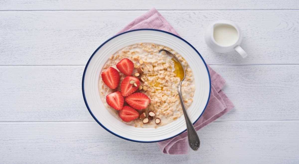 Завтраки для здоровых сосудов: продукты, которые поддерживают их эластичность и чистоту